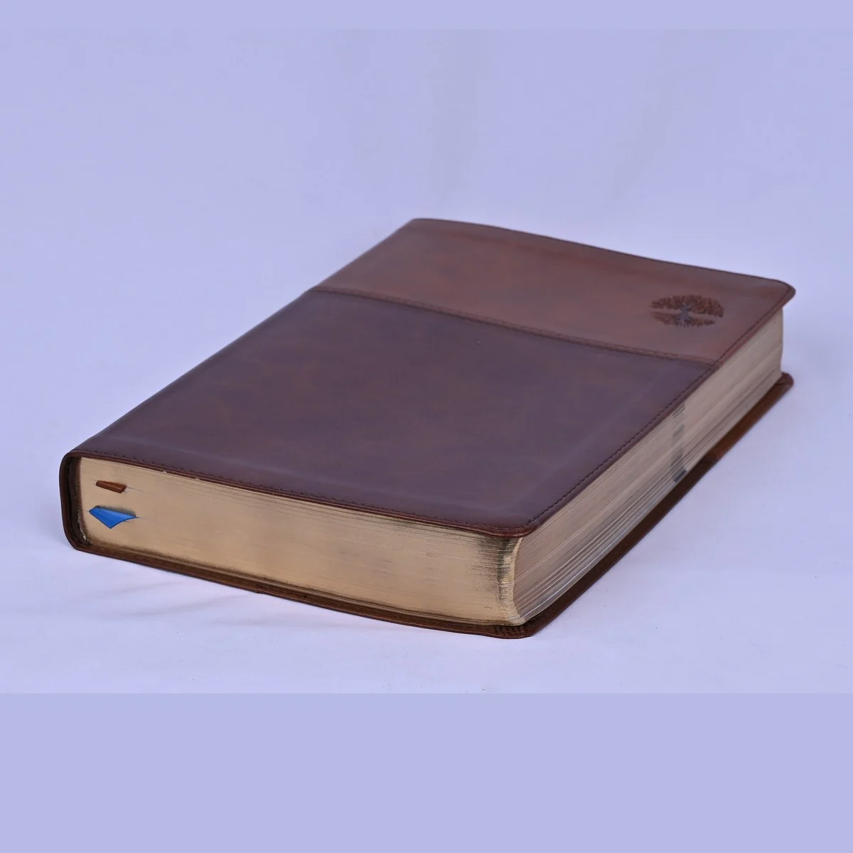NKJV Matthew Henry Daily Devotional Bible, Leathersoft, Brown, Red Letter, Comfort Print